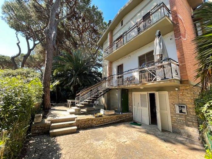 Casa con 6 locali in vendita in Via della Mimosa, Marina di Grosseto, Grosseto