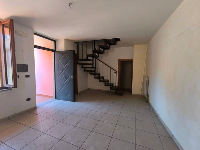 Casa quadrilocale in vendita in Via della Pace, Ciorani, Mercato San Severino