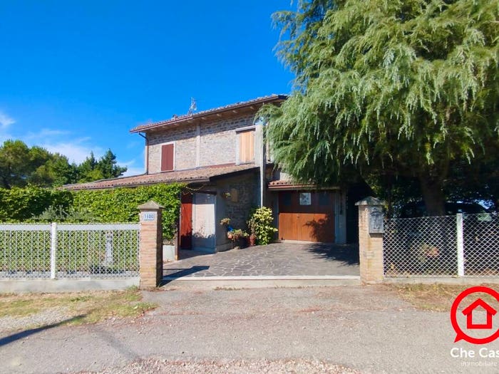 Casa quadrilocale in vendita in Strada Falconara, Mercato Saraceno