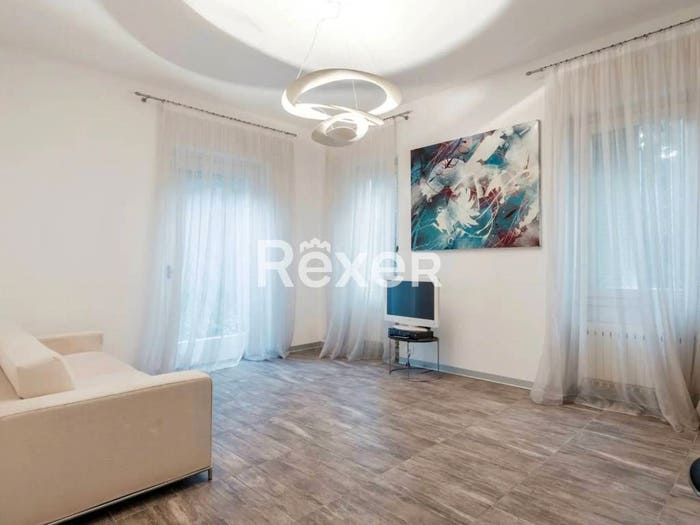 Appartamento bilocale in vendita in Via Benacense, Panoramica, Brescia