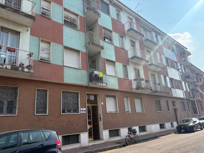 Appartamento bilocale in vendita in Via Alpi, Semicentro, Vercelli