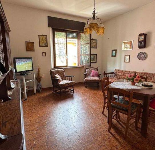 Appartamento quadrilocale in vendita in Centro, Piombino