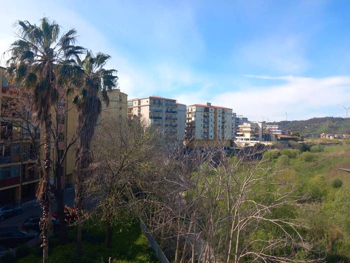 Appartamento quadrilocale in vendita in Via Grazia Deledda, Semicentro Giovanni paolo, Crotone