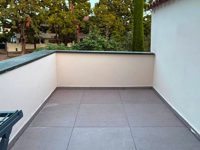 Appartamento trilocale in vendita in Viale Vittorio Falzoni Gallerani, Cento Paese, Cento