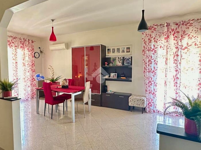 Casa con 6 locali in vendita in Via S Quirico, San Quirico, Carasco
