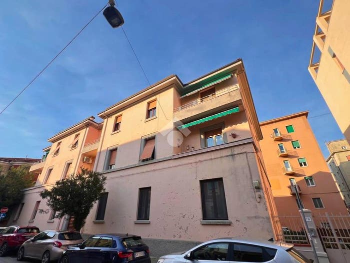 Appartamento trilocale in vendita in Via Vito Volterra, Passetto, Ancona