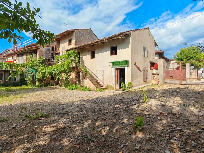 Casa con 5 locali in vendita in Via Moimacco, Orzano, Remanzacco