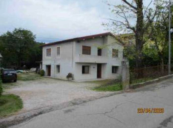 Appartamento con 5 locali in vendita in Località Solighetto Via Giovanni e Paolo Possamai Pieve di Soligo TV, Centro, Pieve di Soligo