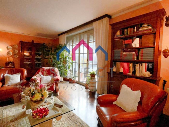 Casa con 6 locali in vendita in Centro, Bagni di Lucca