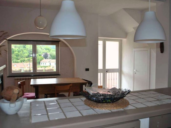 Casa quadrilocale in vendita in via Francesco Ruzza, Voltaggio