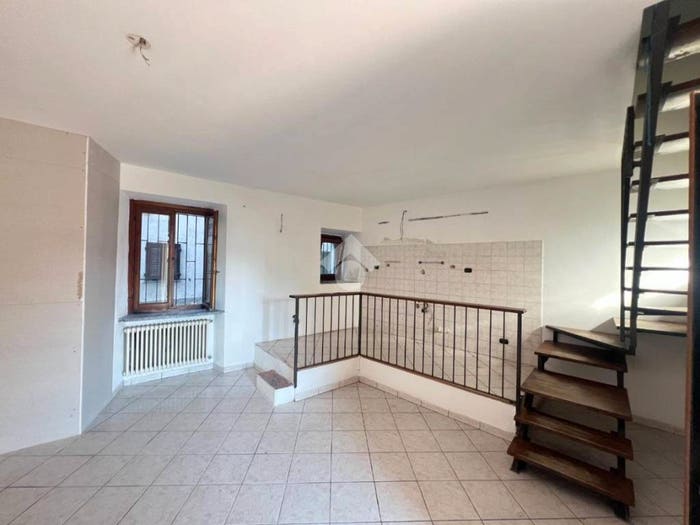 Appartamento trilocale in vendita in Viale como, San Salvatore, Malnate