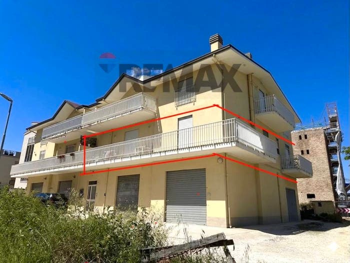 Appartamento con 6 locali in vendita in Via per Lanciano, Centro, Fossacesia