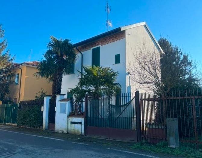 Casa trilocale in vendita in Via Cassolnovo, Abbiategrasso