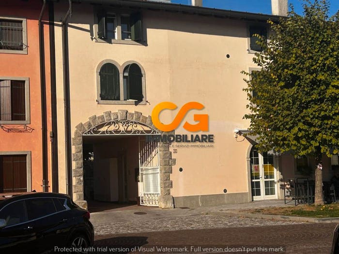 Appartamento con 5 locali in vendita in Piazza Julia, Lauzacco, Pavia di Udine