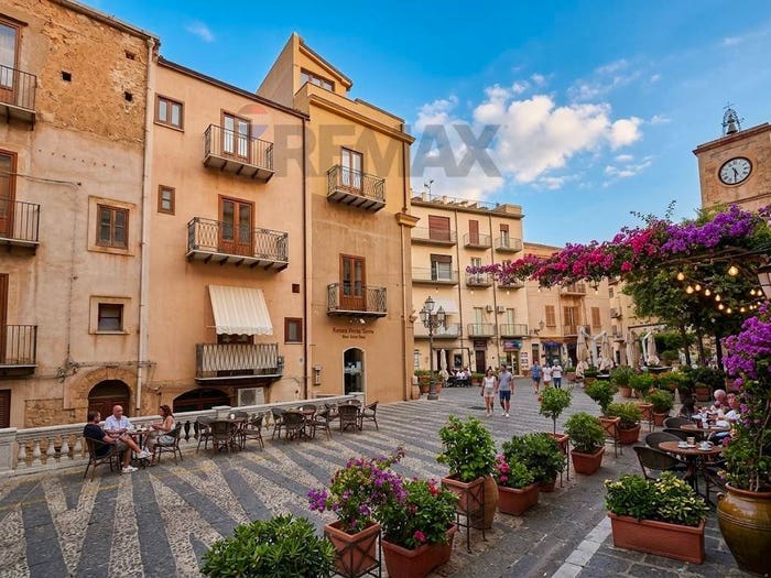 Appartamento bilocale in vendita in via umberto, Centro, Cefalù