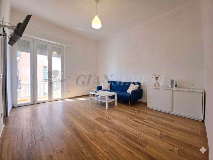 Appartamento quadrilocale in vendita in Via Trento, Centro, Follonica