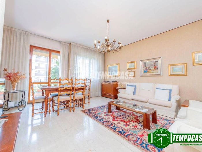 Appartamento trilocale in vendita in Via Sapri, Musocco, Milano
