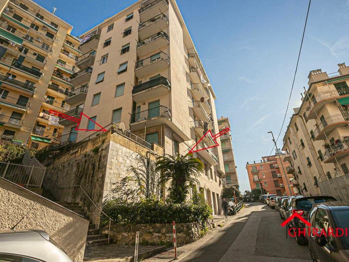 Appartamento bilocale in vendita in Via Lodovico Calda, Sestri Ponente, Genova