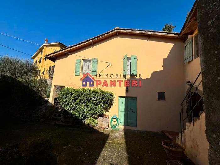 Casa con 6 locali in vendita in Via di Castello, Petrognano San Gennaro, Capannori