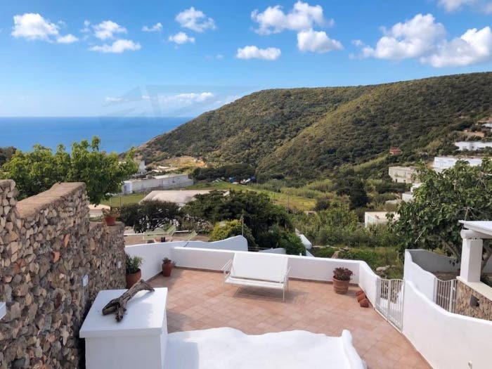 Casa quadrilocale in vendita in Via Provinciale per le Forna, Centro, Ponza
