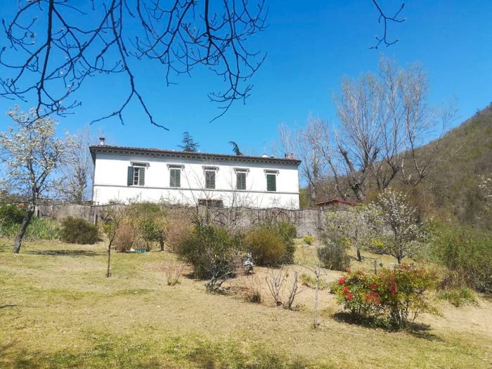 Appartamento con 5 locali in vendita in Via del Motocross, Borgo San Lorenzo