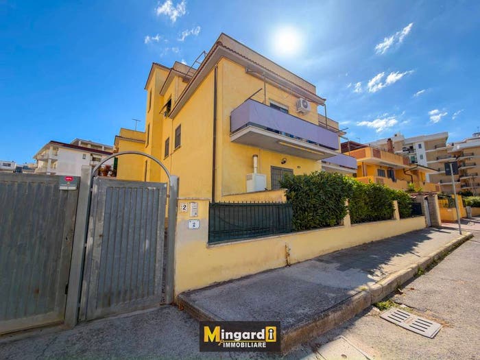 Appartamento quadrilocale in vendita in Via Rinascita, Ponserico Cretarossa, Nettuno