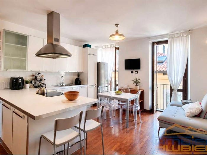 Appartamento con 5 locali in vendita in VIA SANT'AMBROGIO, Centro, Merate