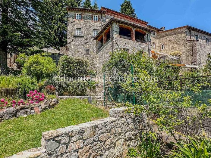Casa con 6 locali in vendita in Strada Provinciale, Centro, Pescaglia