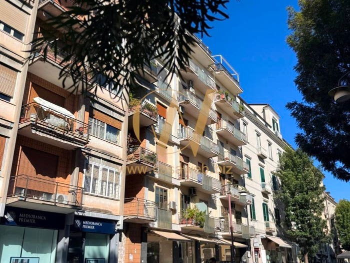 Appartamento con 5 locali in vendita in Corso Trieste, Centro Storico Corso Trieste, Caserta