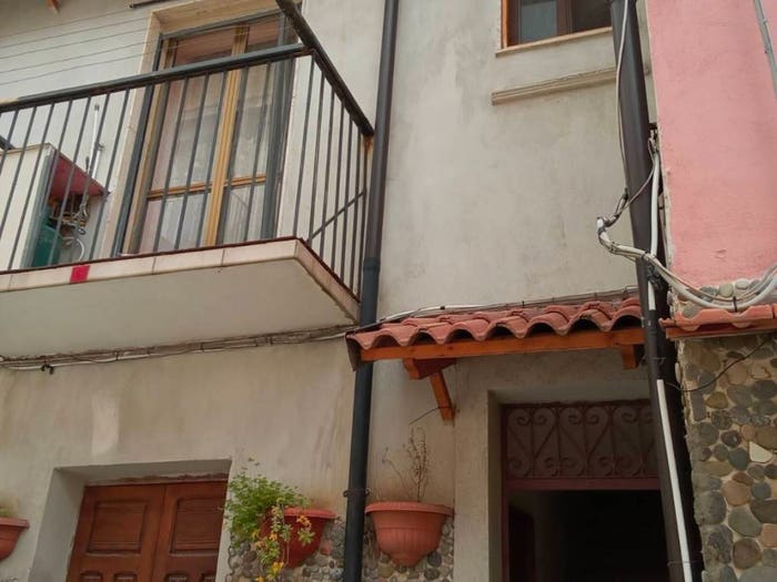 Casa trilocale in vendita in Via Roma, Castelvetere sul Calore