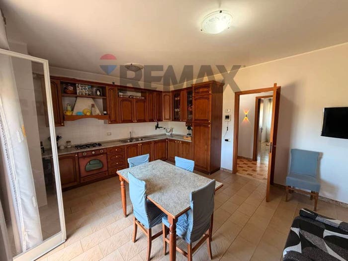 Appartamento con 6 locali in vendita in Contrada Altarello, Centro, Serradifalco