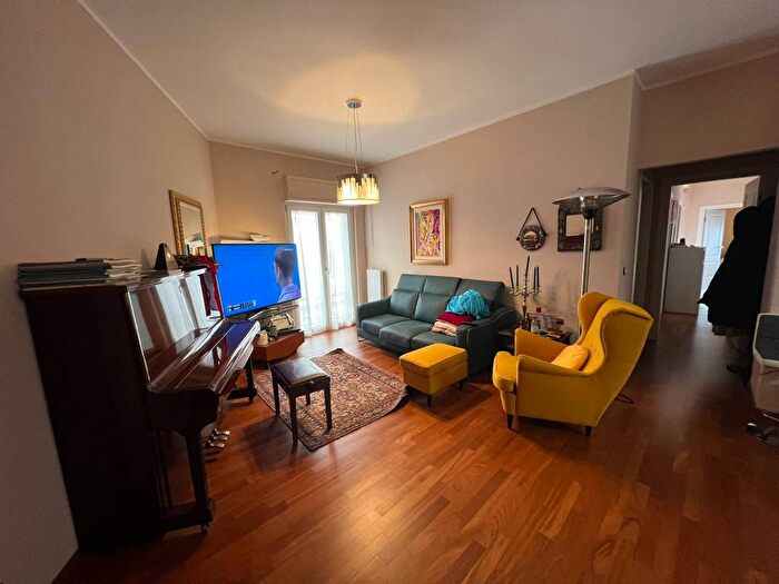 Appartamento con 5 locali in vendita in Traversa Mario Greco, San Leonardo, Catanzaro