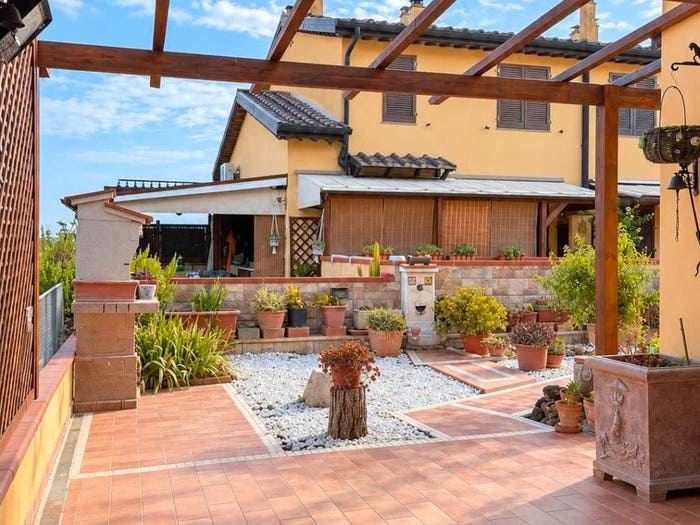 Appartamento trilocale in vendita in Piombino