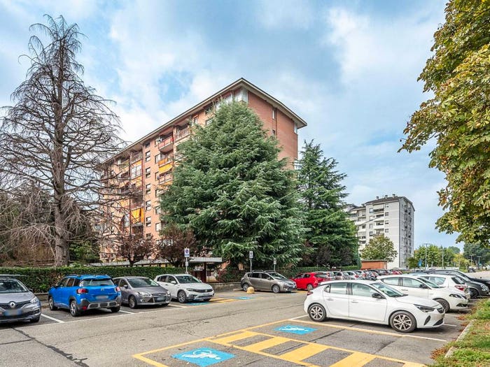 Appartamento trilocale in vendita in Via Marconi, Centro, Orbassano
