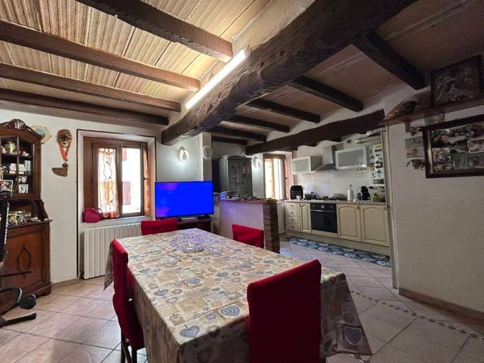 Appartamento trilocale in vendita in Via radici in monte ROTEGLIA, Roteglia, Castellarano