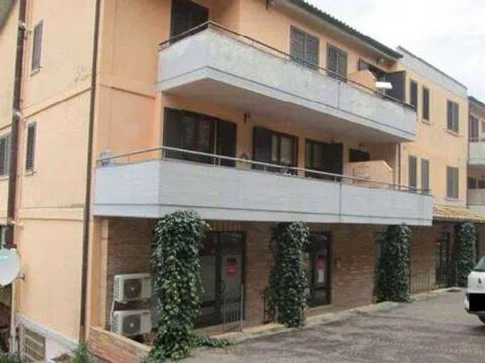 Appartamento con 6 locali in vendita in Via Don Minzoni, Centro, Cagli