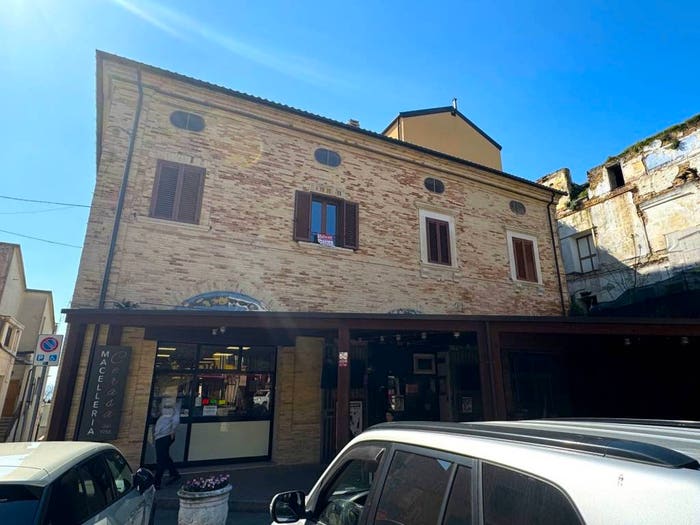 Casa trilocale in vendita in Monsignor Vincenzo D'Addario, Centro, Pianella