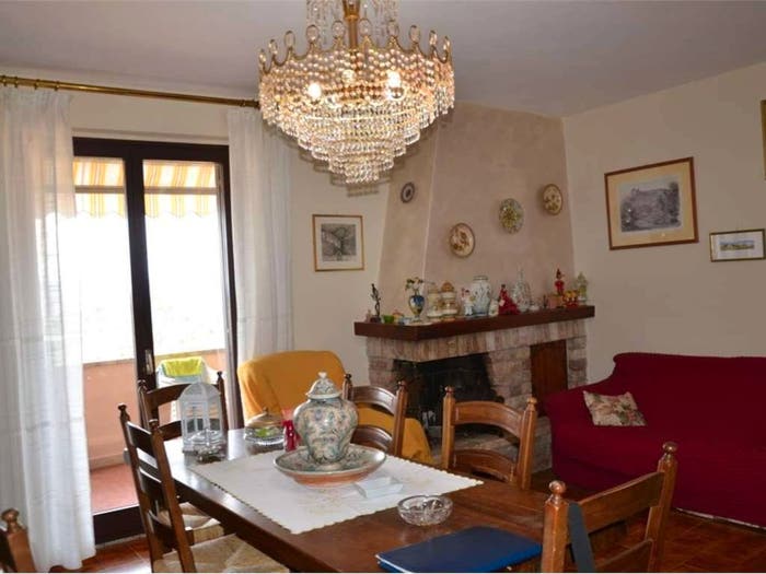 Appartamento con 5 locali in vendita in Centro, Lucignano
