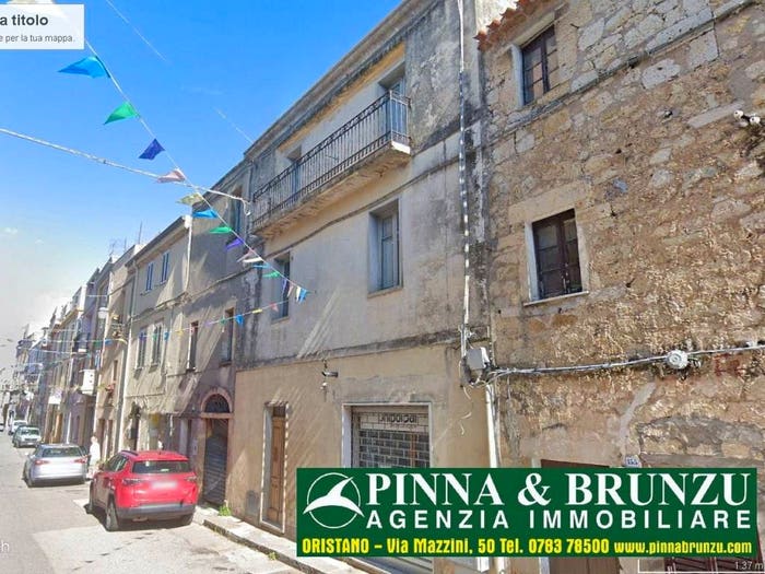 Casa con 6 locali in vendita in Corso Umberto, Centro, Cuglieri