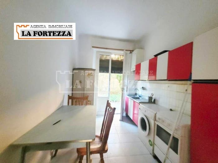 Appartamento quadrilocale in vendita in Pza dei Cavalieri, Santa Maria, Pisa