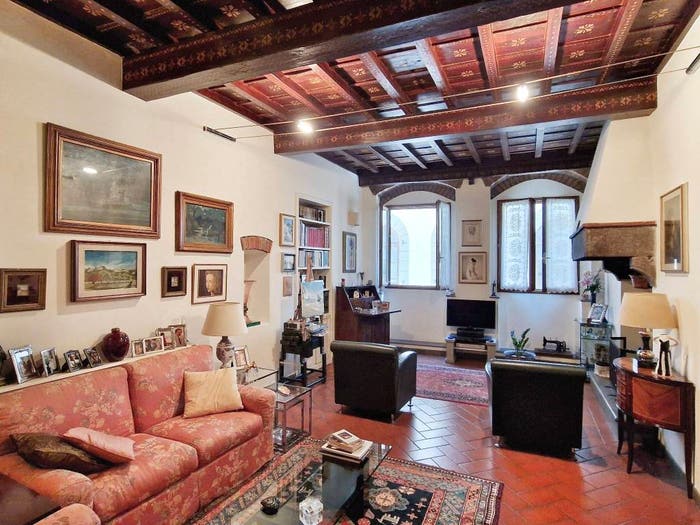 Appartamento quadrilocale in vendita in Via di San Niccolò, San Niccolò, Firenze