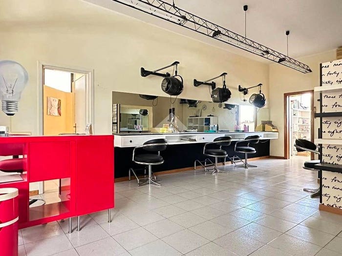 Appartamento trilocale in vendita in Largo delle Ginestre, Ascoli Piceno