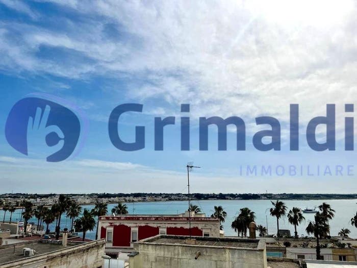 Casa con 6 locali in vendita in Via Francesco Petrarca, Centro, Porto Cesareo