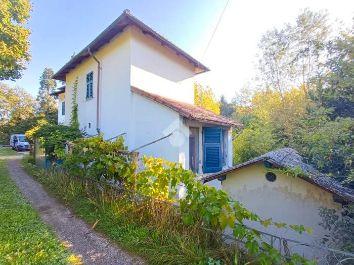 Casa trilocale in vendita in Via Giulio La Piana, Centro, Busalla