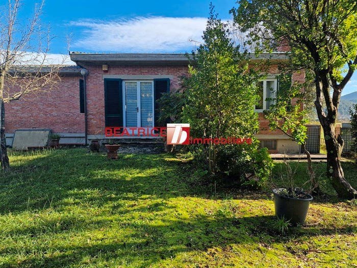 Casa con 6 locali in vendita in VIA DI POZZOLA, Verciano Guamo, Capannori