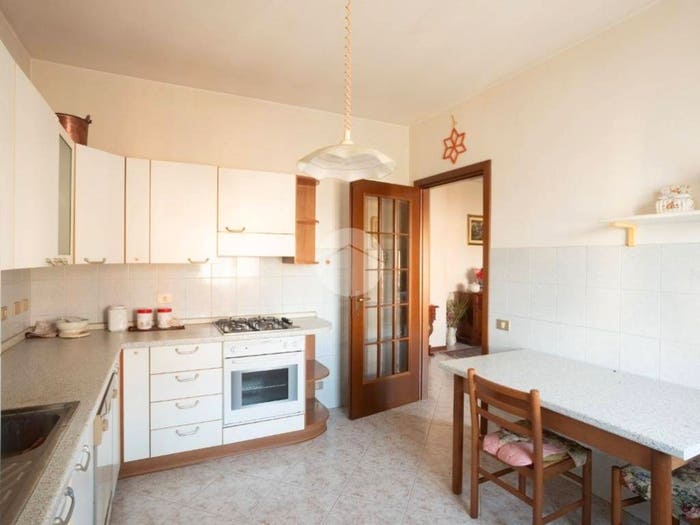 Appartamento con 5 locali in vendita in Via mascagni, Centro, Fidenza