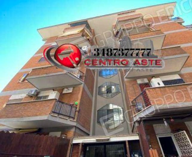 Appartamento trilocale in vendita in Via Nino Bixio Ladispoli RM Italia, Zona Domitilla, Ladispoli