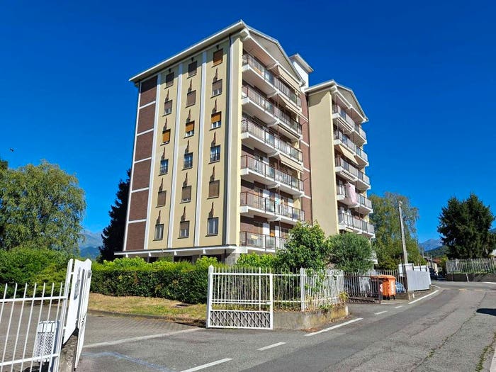 Appartamento con 5 locali in vendita in via Don Farinetti, Cascinette d'Ivrea