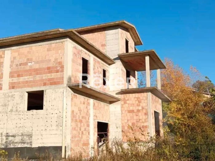 Casa con 6 locali in vendita in Via San Giovanni Piani, Fara in Sabina