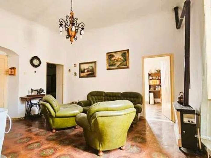 Appartamento con 5 locali in vendita in Piazza Aranci, Centro, Massa